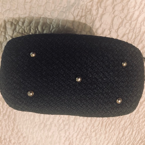 Women Eric Javits Designer Handbag - Picture 4 of 6